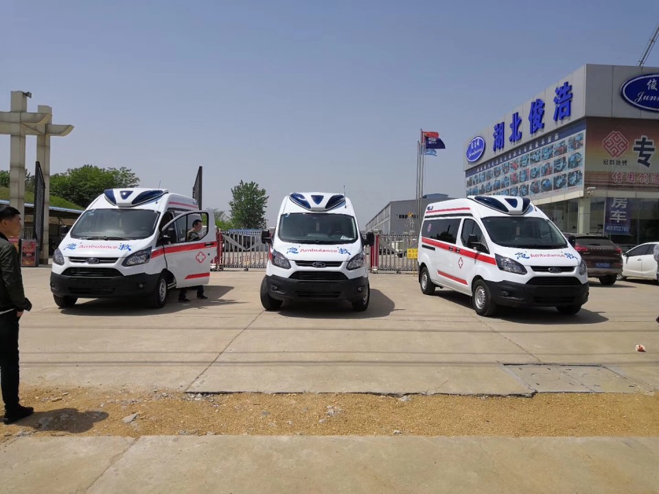 新全顺救护车15271321777